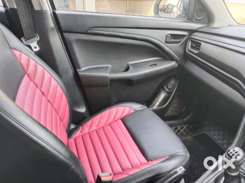 Maruti Brezza 1.5 Lxi 2024