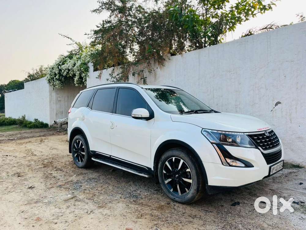 Mahindra Xuv500 W11 Manual  Sunroof  Pristine Condition & Power