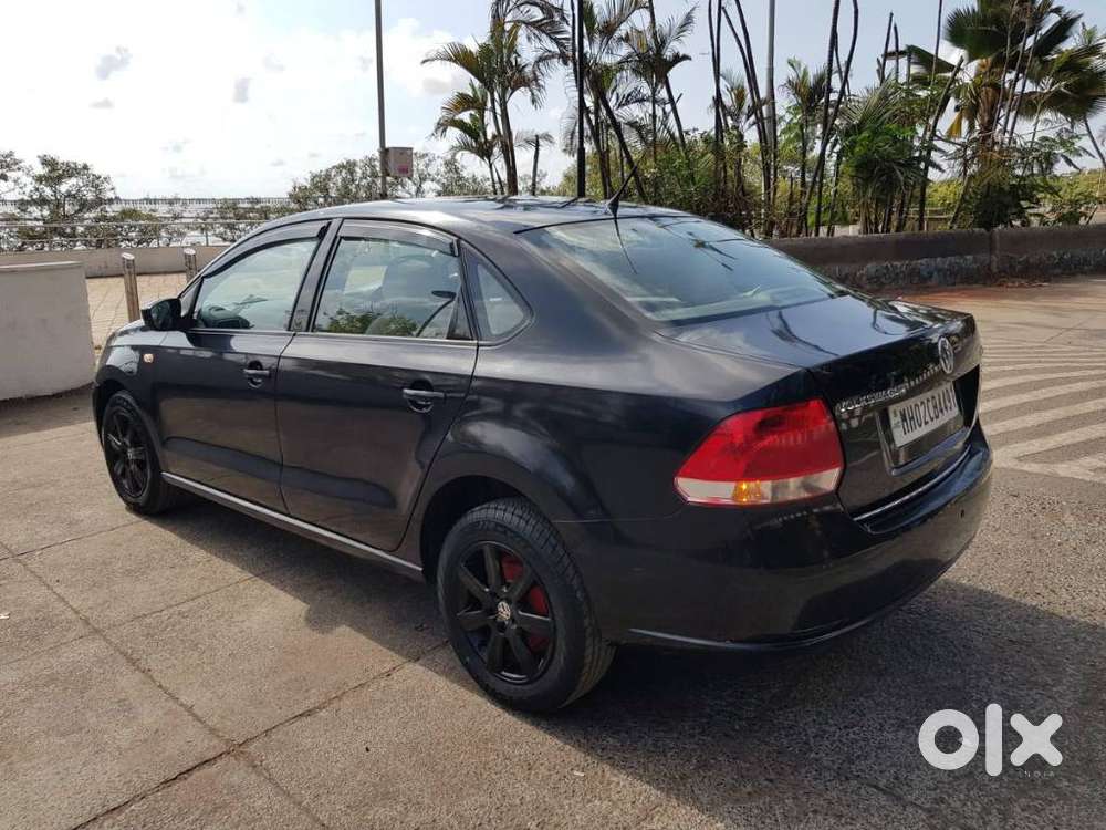 Volkswagen Vento 2010-2013 Petrol Highline, 2011, Petrol