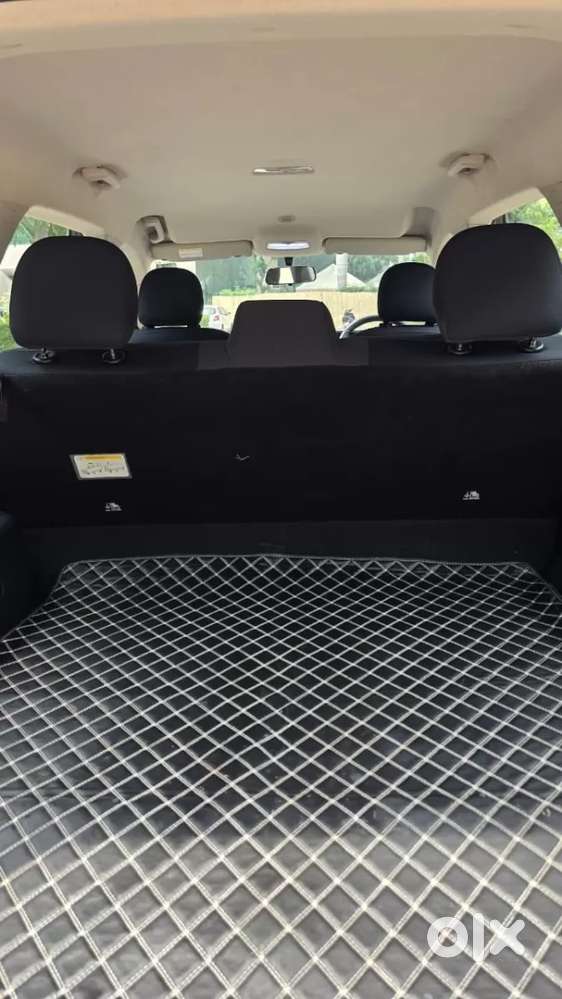 Mahindra Xuv700 2.2 Mx Diesel Mt 5 Str, 2022, Diesel
