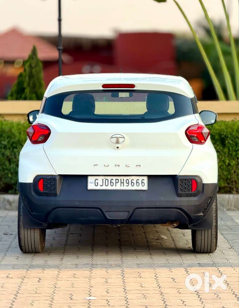 Tata Punch Accomplished Amt, 2022, Cng & Hybrids