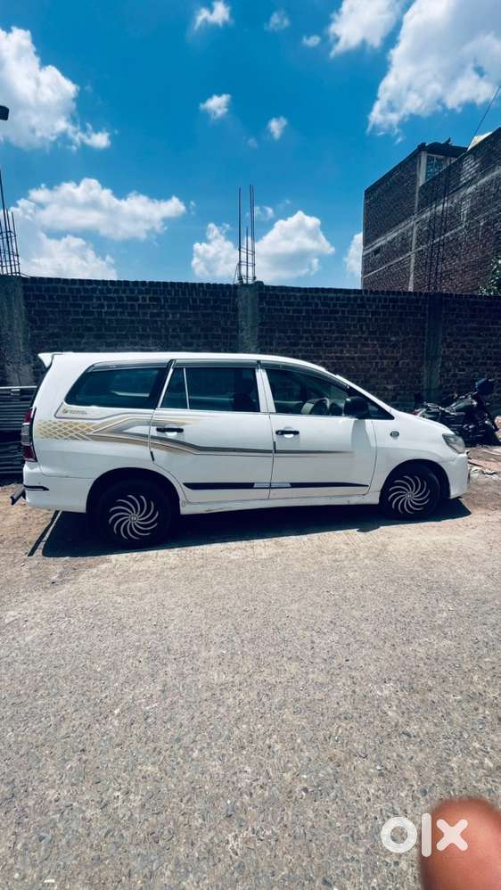 Toyota Innova Diesel 2012