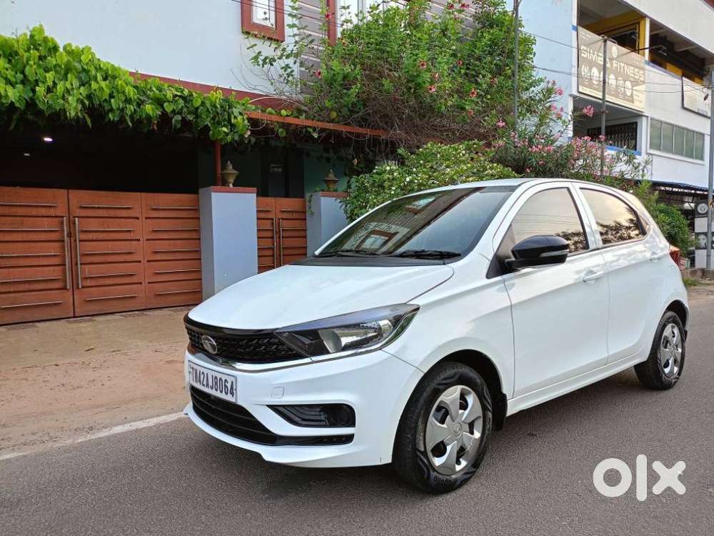 Tata Tiago 1.2 Revotron Xt (o), 2022, Petrol