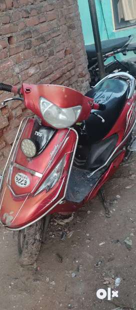 Scooty Buy Sell Second Hand Scooty in Thane Used Scooters in Thane OLX