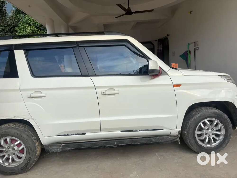 Mahindra Tuv 300 2016