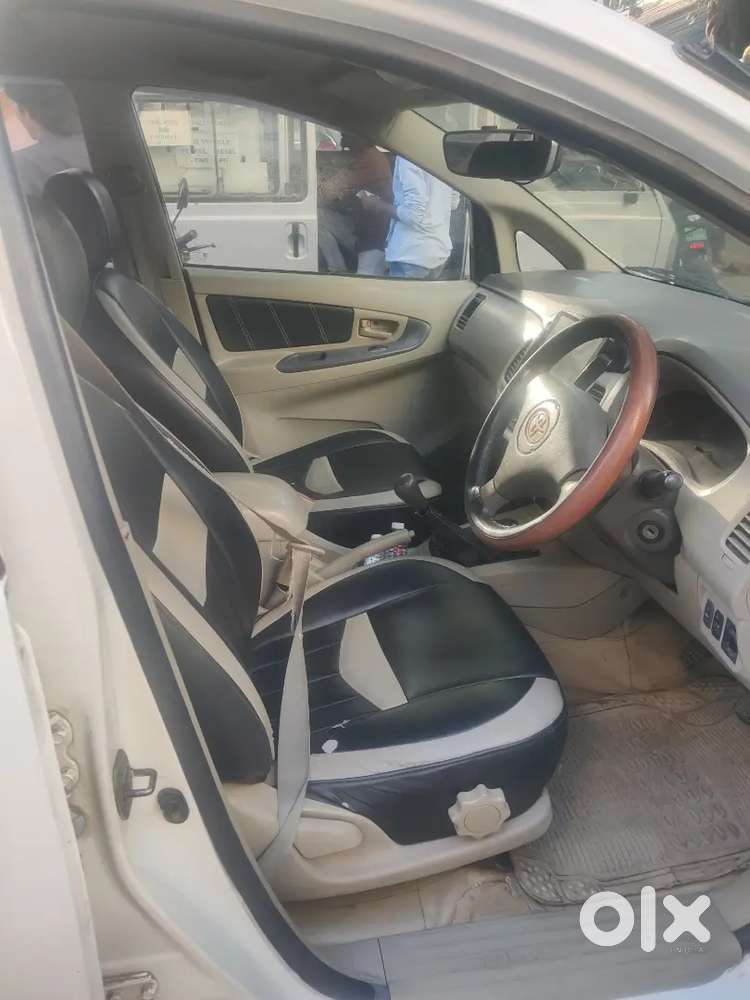 Innova 2010 Diesel 8seater Passing Valid 20230 Insurance Puc Valid