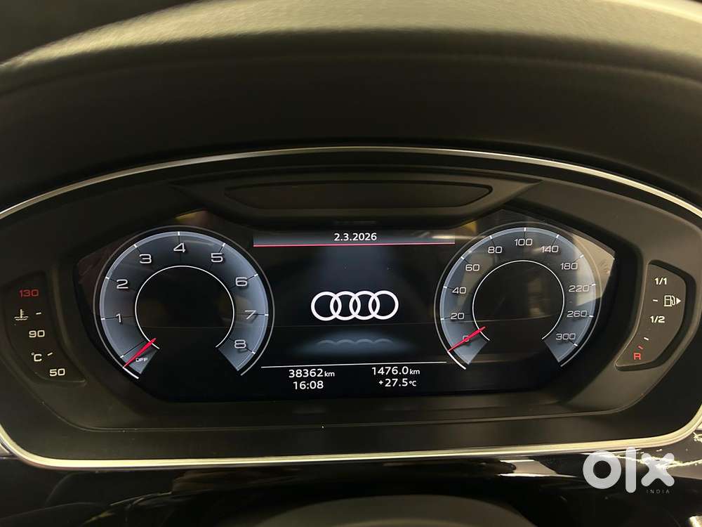 Audi A8 L Technology, 2022, Petrol