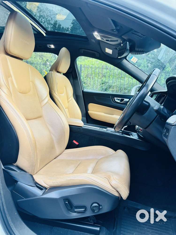 Volvo Xc60 D5 Awd Automatic, 2021, Diesel