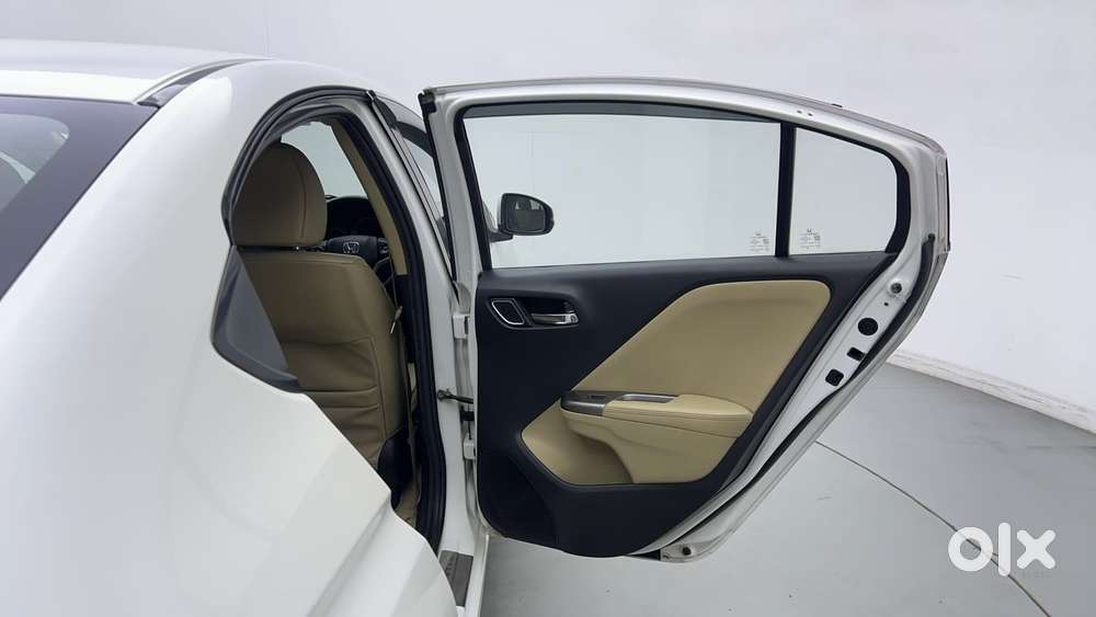 Honda City 1.5 Zx Cvt I-vtec, 2018, Petrol