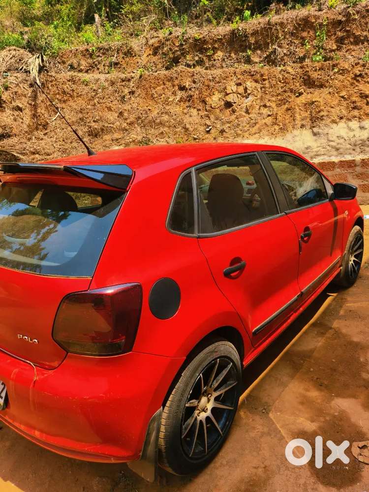Volkswagen Polo 2012 Petrol 70000 Km Driven