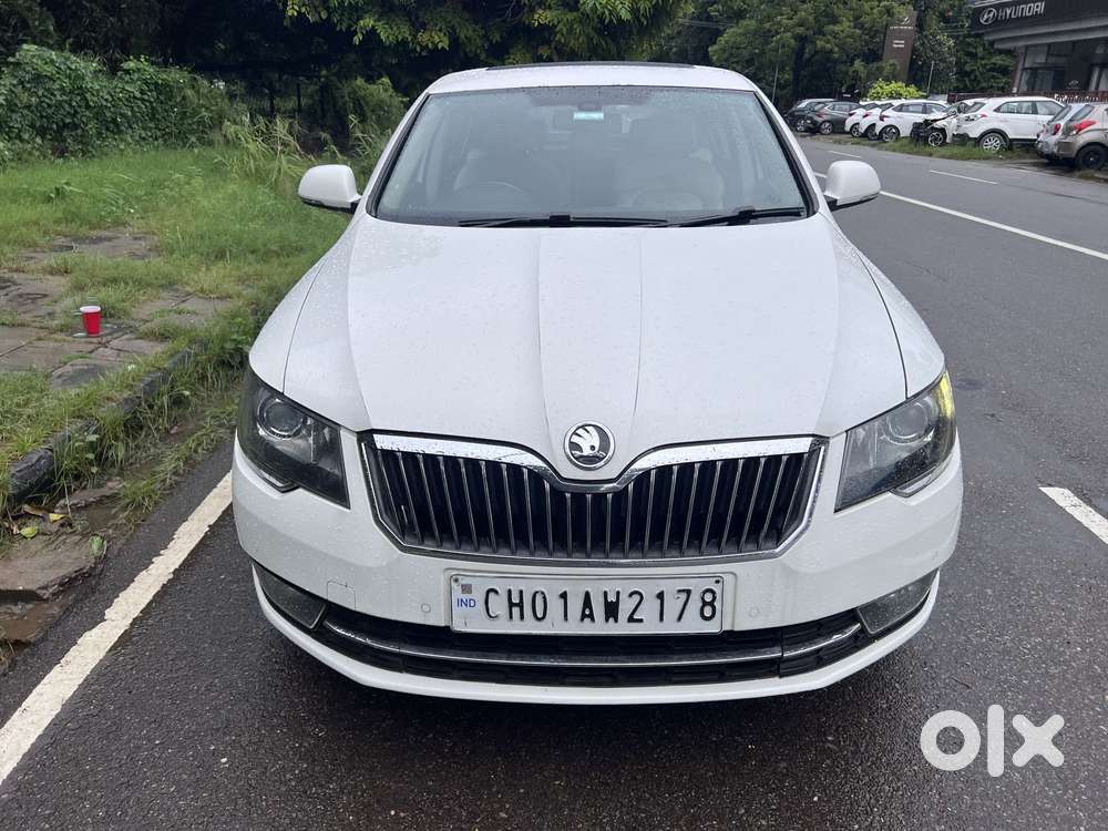 Skoda Superb L&k 2.0 Tdi At, 2014, Diesel
