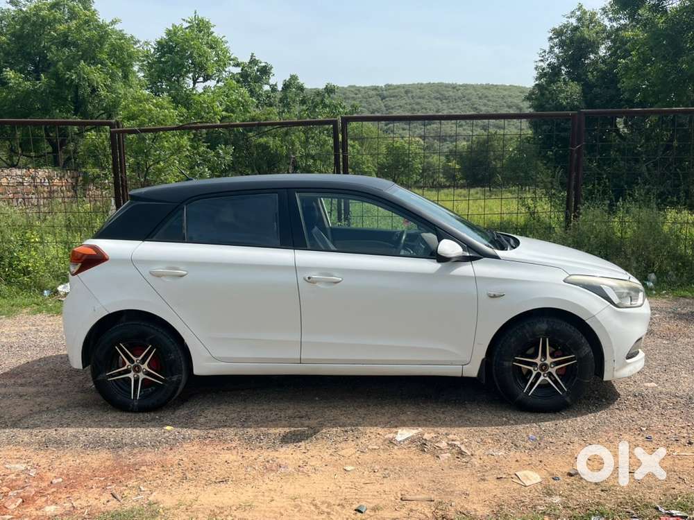 Hyundai I20 2015 Cng & Hybrids 65000 Km Driven
