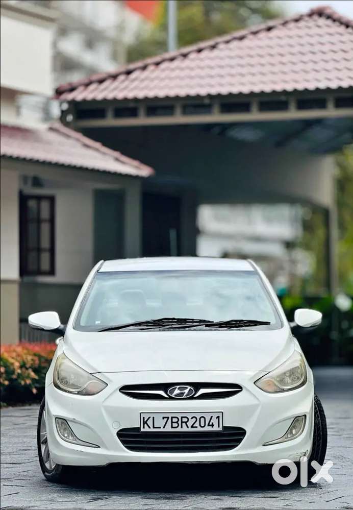 Hyundai Verna 1.6 Sx 2011