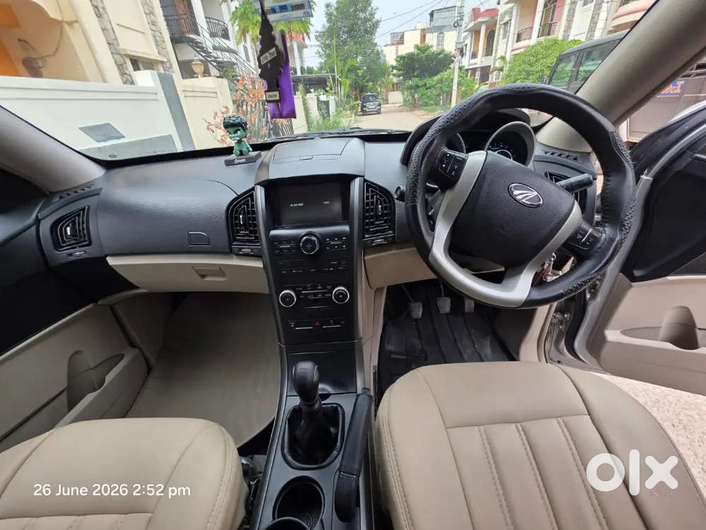 Mahindra Xuv500 2017 Diesel 73000 Km Driven