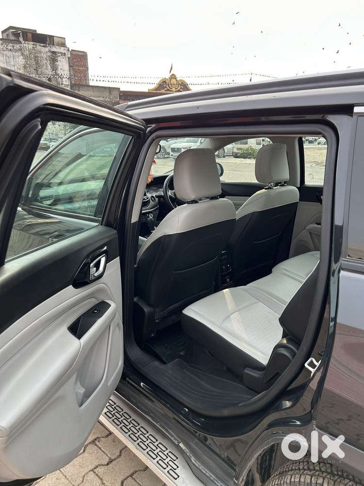 Jeep Meridian Limited, 2025, Diesel