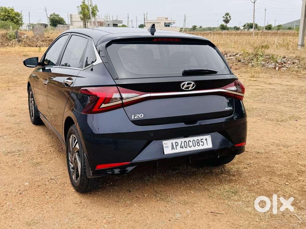 Hyundai New I20 1.2 Asta (o) Ivt, 2023, Petrol
