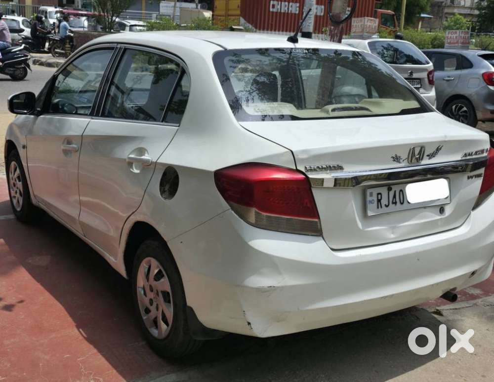 Honda Amaze, 2014