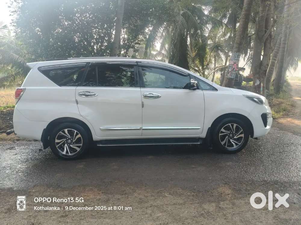 Toyota Innova Crysta 2021