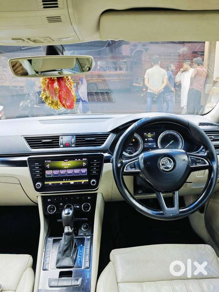 Skoda Superb L&k 2.0 Tdi At, 2018, Diesel