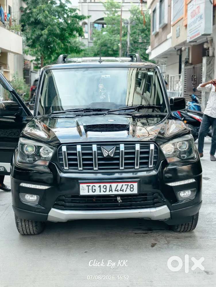 Mahindra Scorpio Classic 2023 Diesel 140000 Km Driven