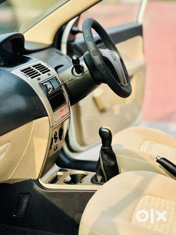 Tata Indica Vista Quadrajet Ls, 2012, Diesel