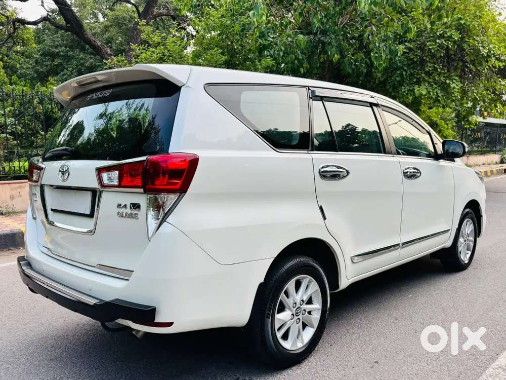 Toyota Innova Crysta 2.4 V 2017