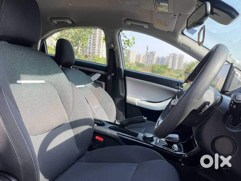 Tata Nexon Creative Plus 1.2 Revotron Petrol 6 Amt Dt, 2024, Petrol