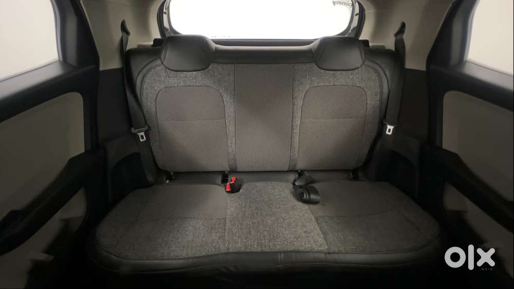 Tata Altroz 1.2 Xt, 2022, Petrol