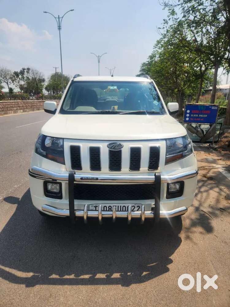 Mahindra Tuv 300 Amt 2018 Diesel 98000 Km Driven