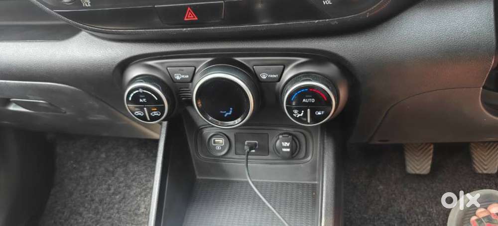 Hyundai Venue 2020 Petrol Well Maintained