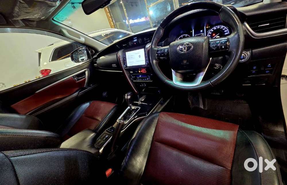 Toyota Fortuner Legender 4x2 At 2.8, 2024, Diesel