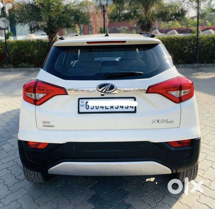 Mahindra Xuv300 W8 (o) 1.5 Diesel Amt, 2021, Diesel
