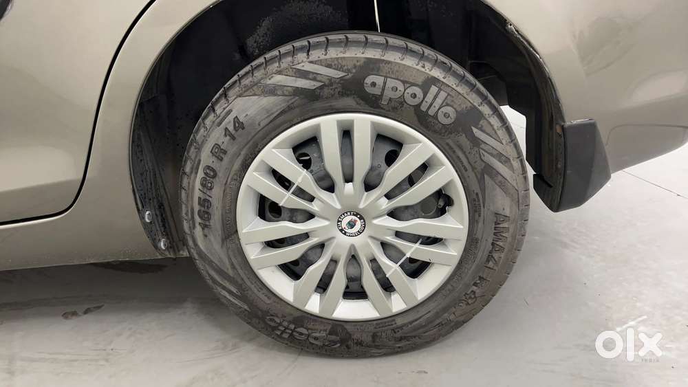 Maruti Suzuki Swift Dzire 1.3 Vxi, 2015, Petrol