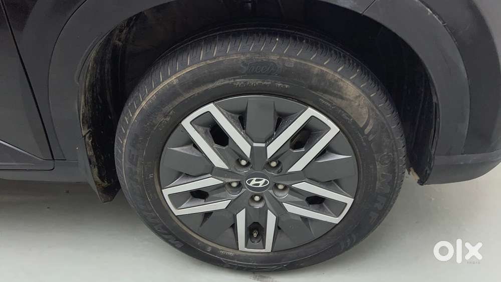 Hyundai Venue 1.0 S (o) Turbo Dct, 2023, Petrol