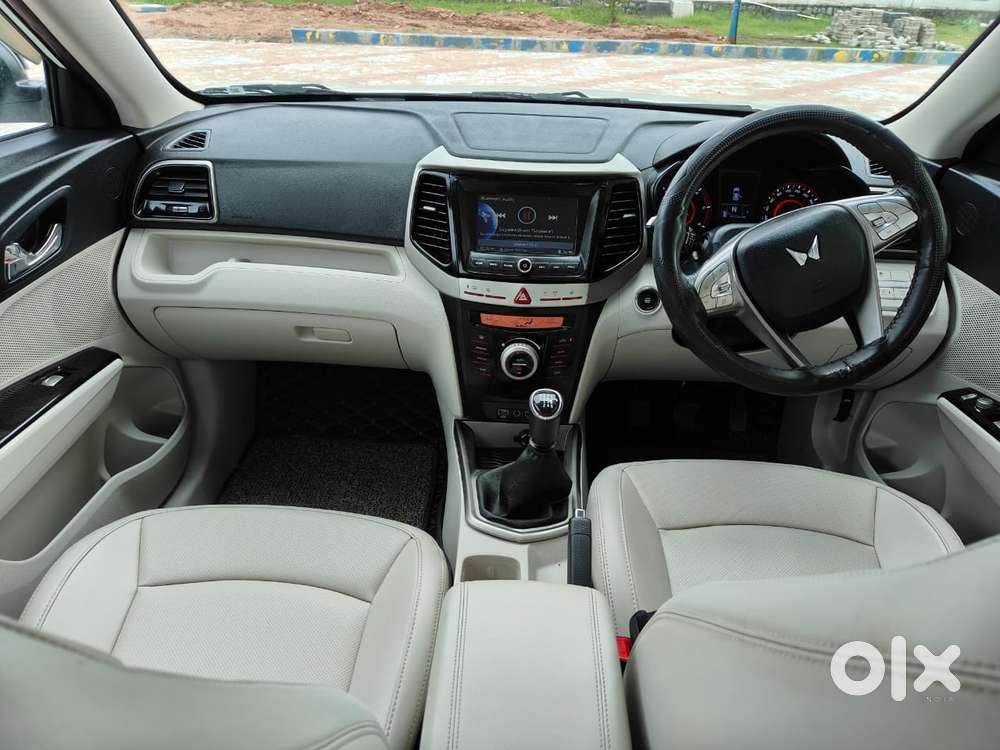 Mahindra Xuv300 W8 Option Diesel, 2023, Diesel