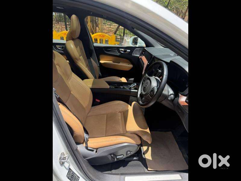 Volvo Xc60 2.0 B5 Ultimate, 2023, Petrol