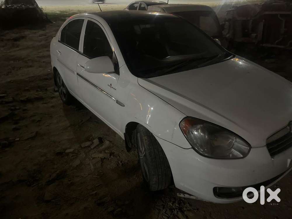 Hyundai Verna 2007 Diesel 150000 Km Driven