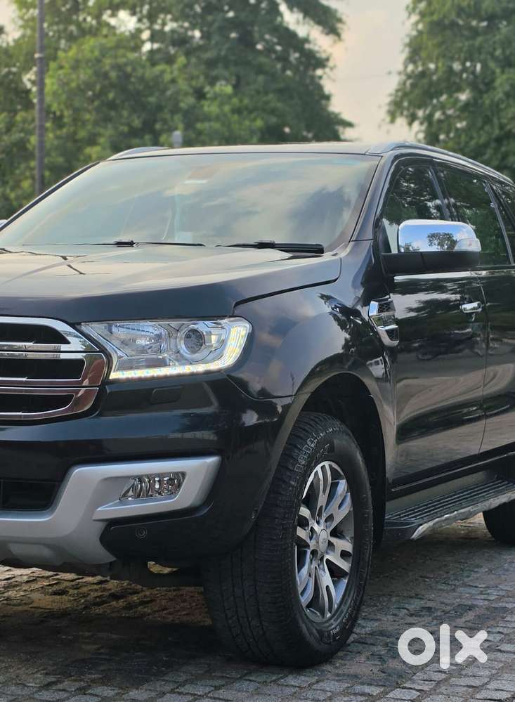 Ford Endeavour 3.2 Titanium At 4x4, 2016, Diesel