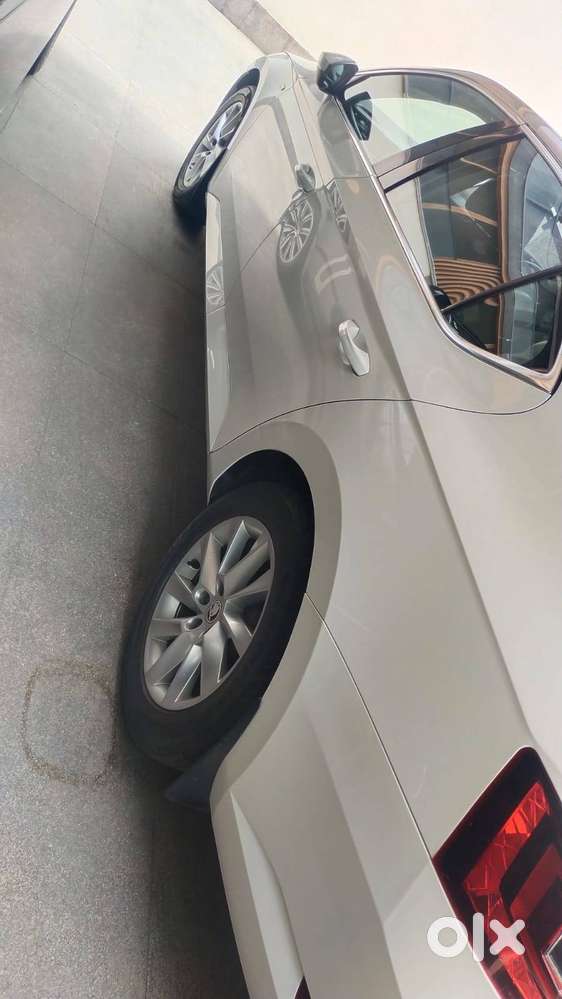 Skoda Superb 2017 Petrol Well Maintained