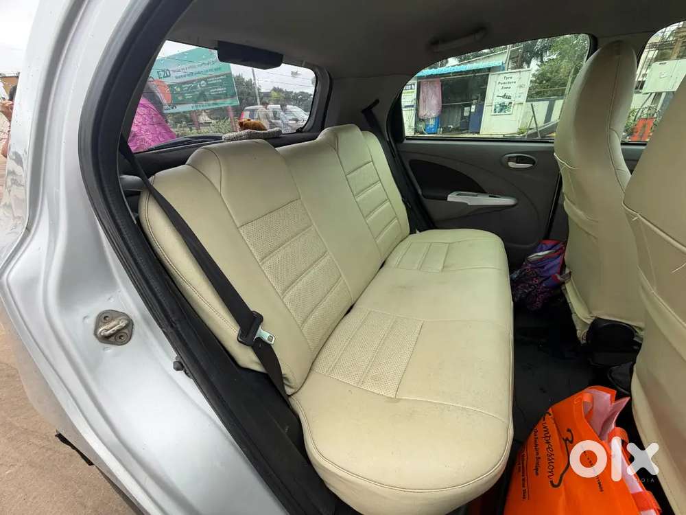 Toyota Etios Liva 2015