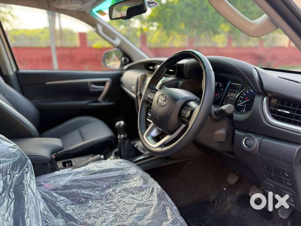 Toyota Fortuner [2021-ongoing] 2.8 2wd Diesel Mt, 2026, Diesel