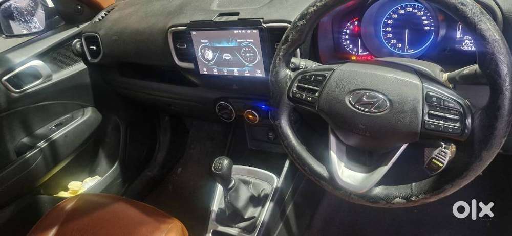 Hyundai Venue, 2021, Petrol