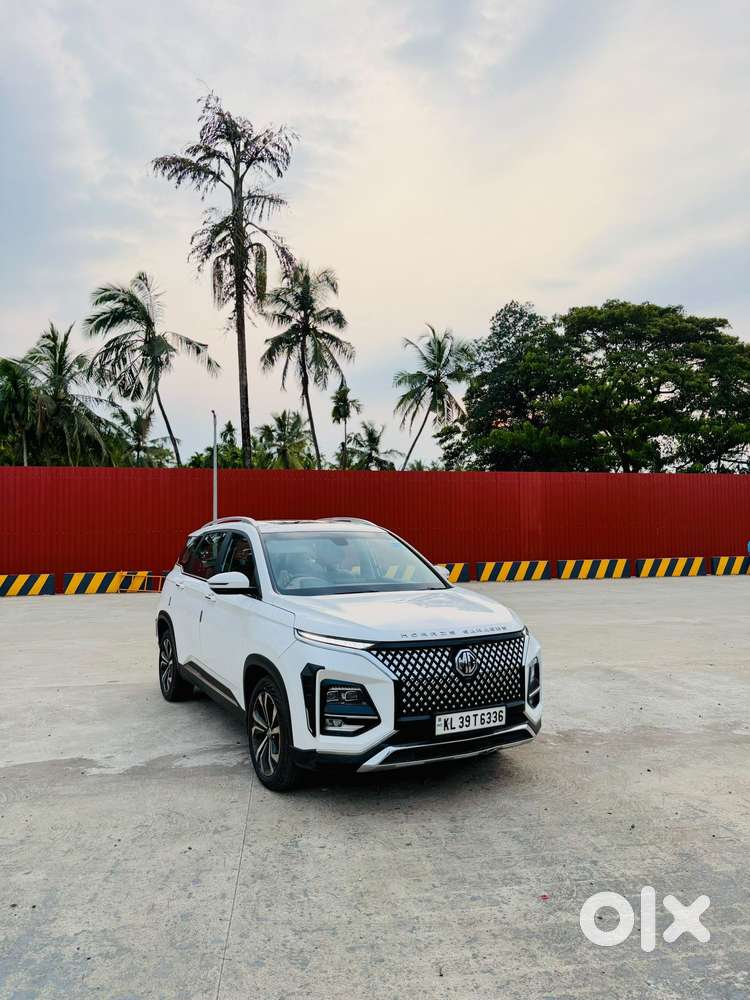 Mg Hector Plus Sharp Pro 1.5 Turbo Petrol Cvt 7 Str, 2023, Petrol