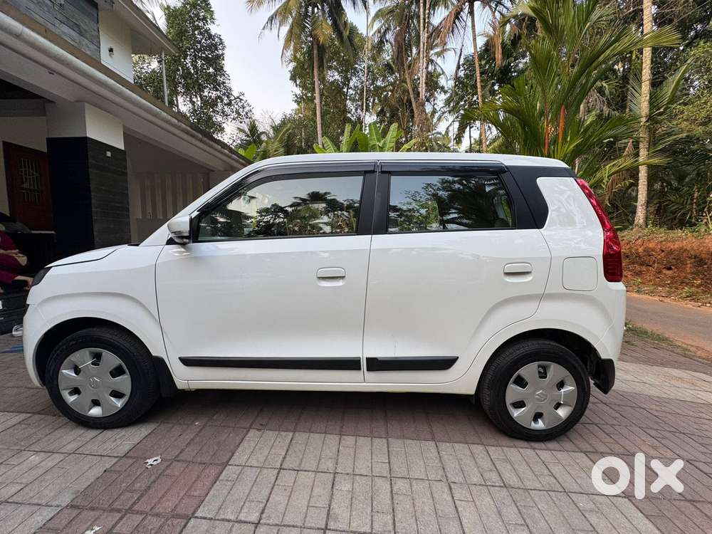 Maruti Suzuki Wagon R 1.2 Zxi, 2022, Petrol
