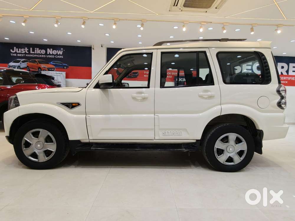 Mahindra Scorpio S6 Plus, 2017, Diesel