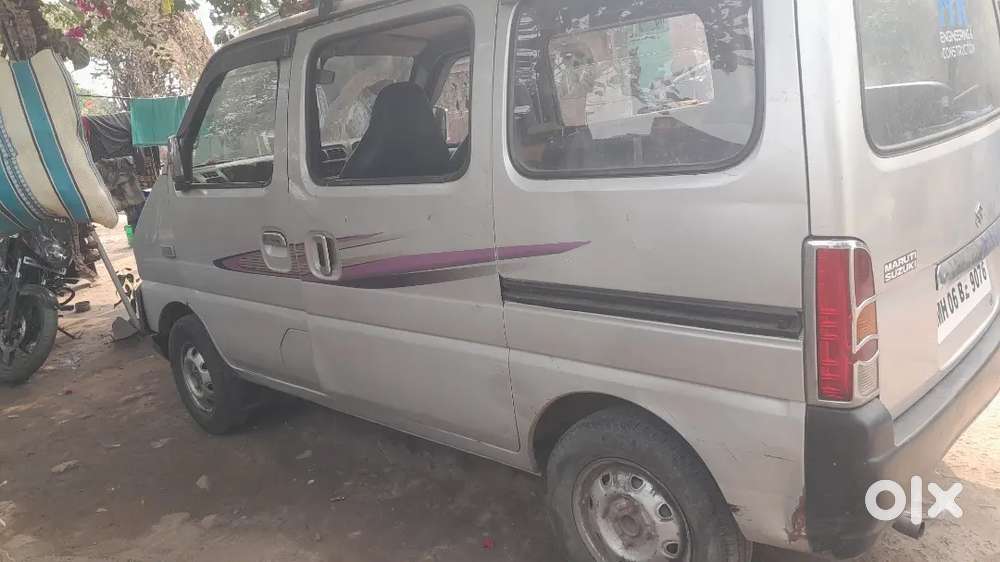 Maruti Eeco 7 Seater 2014 Model पेट्रोल + Cng गाडी विकणे आहे