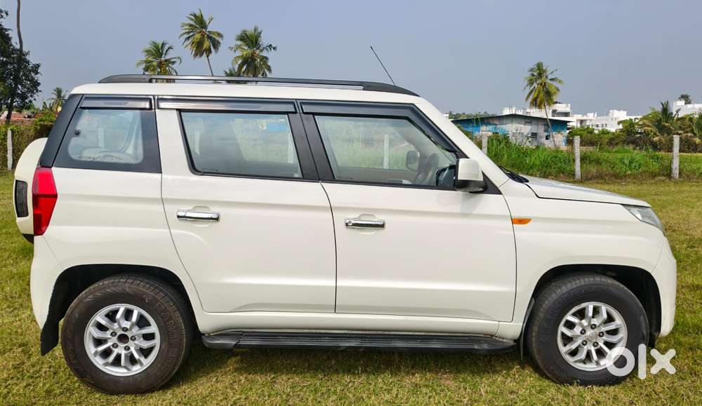 Mahindra Tuv 300 T8, 2016, Diesel