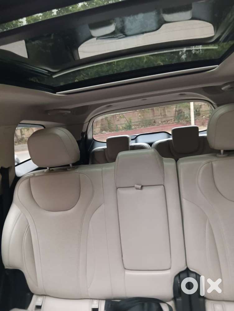 Mahindra Xuv700 2.2 Ax 7 Diesel At Luxury Pack Str, 2022, Diesel