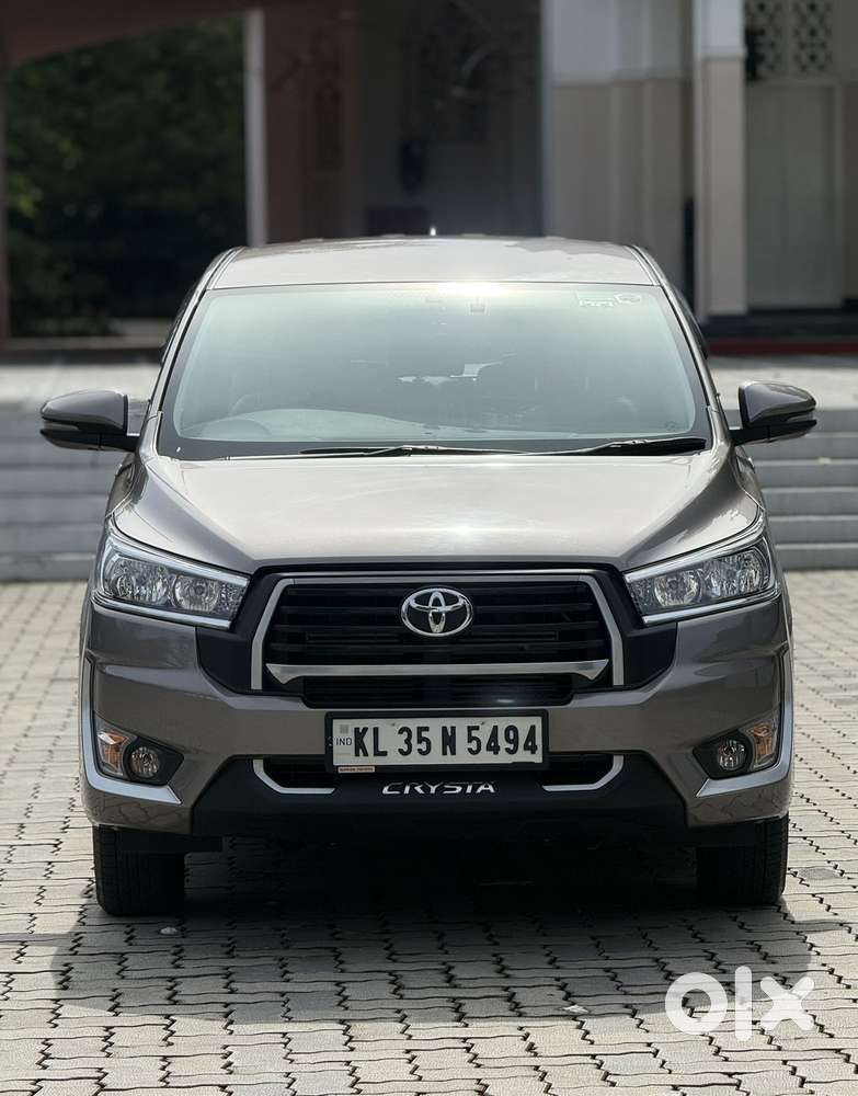 Toyota Innova Crysta 2.4 G Plus Mt 7 Str, 2025, Diesel