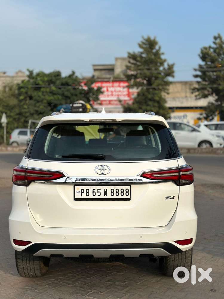 Toyota Fortuner 4x4 At 2.8 Diesel, 2021, Diesel